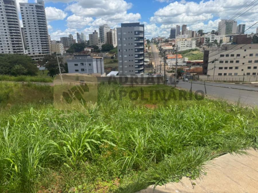 Lote na Av. Brasil Mat. 6078 Lote Urbano em Patos de Minas, localizado em Patos De Minas - MG, bairro Boa Vista